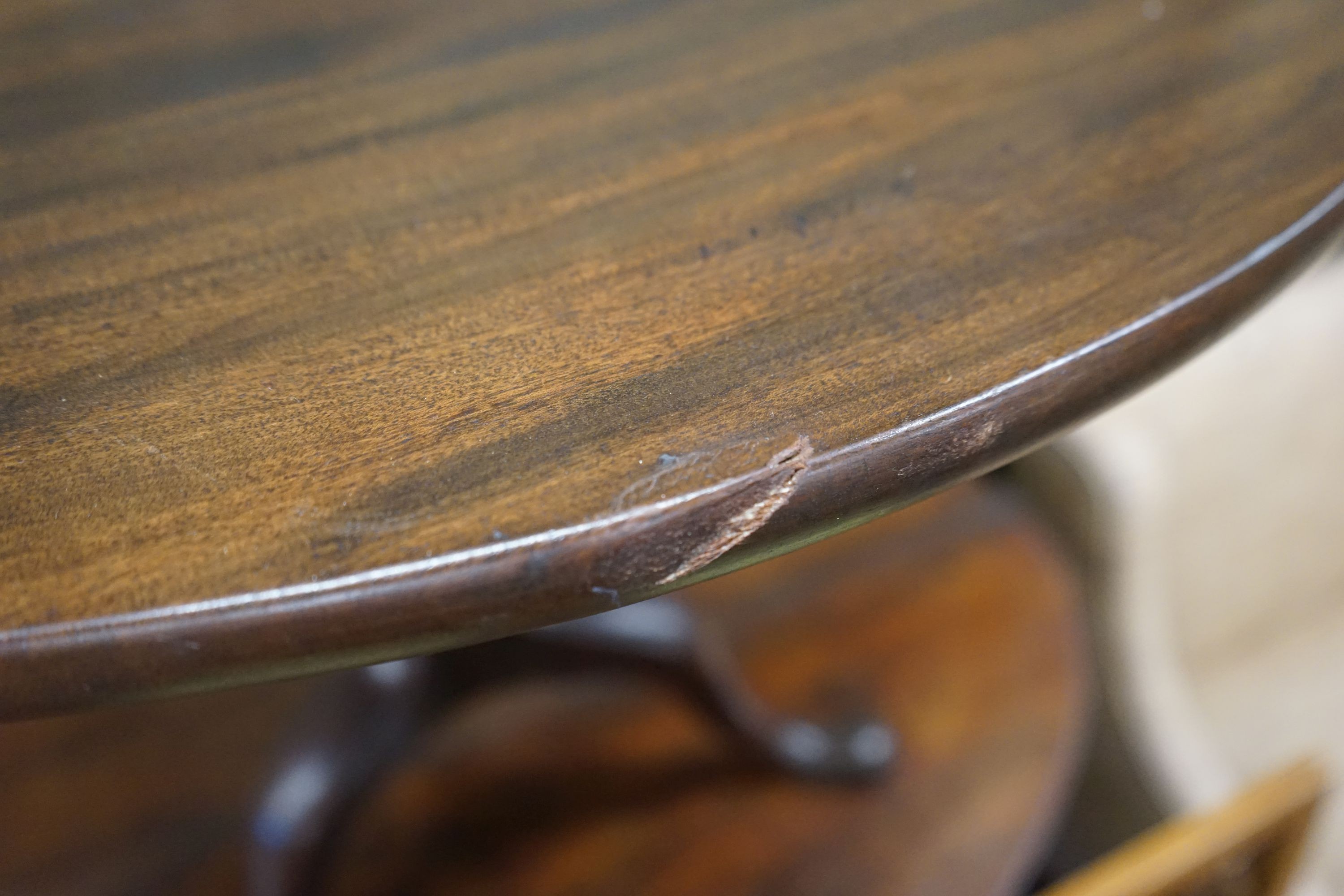 A George III circular tilt top tripod tea table, diameter 86cm, height 72cm